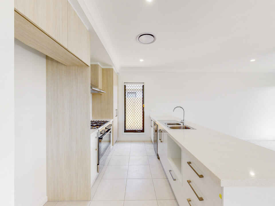 76 Bill Watson Way Pallara