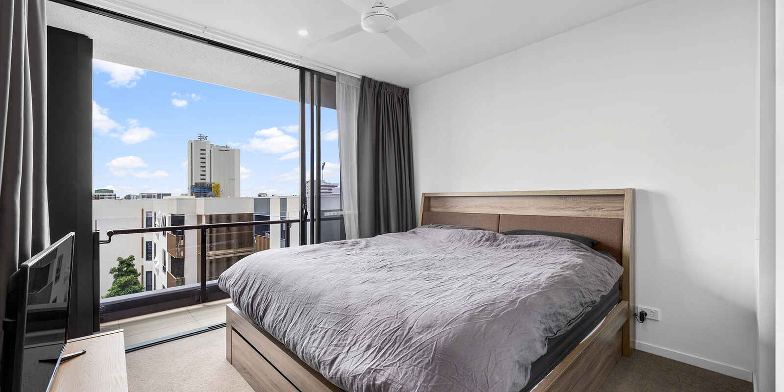 701/17 Gibbon Street Woolloongabba