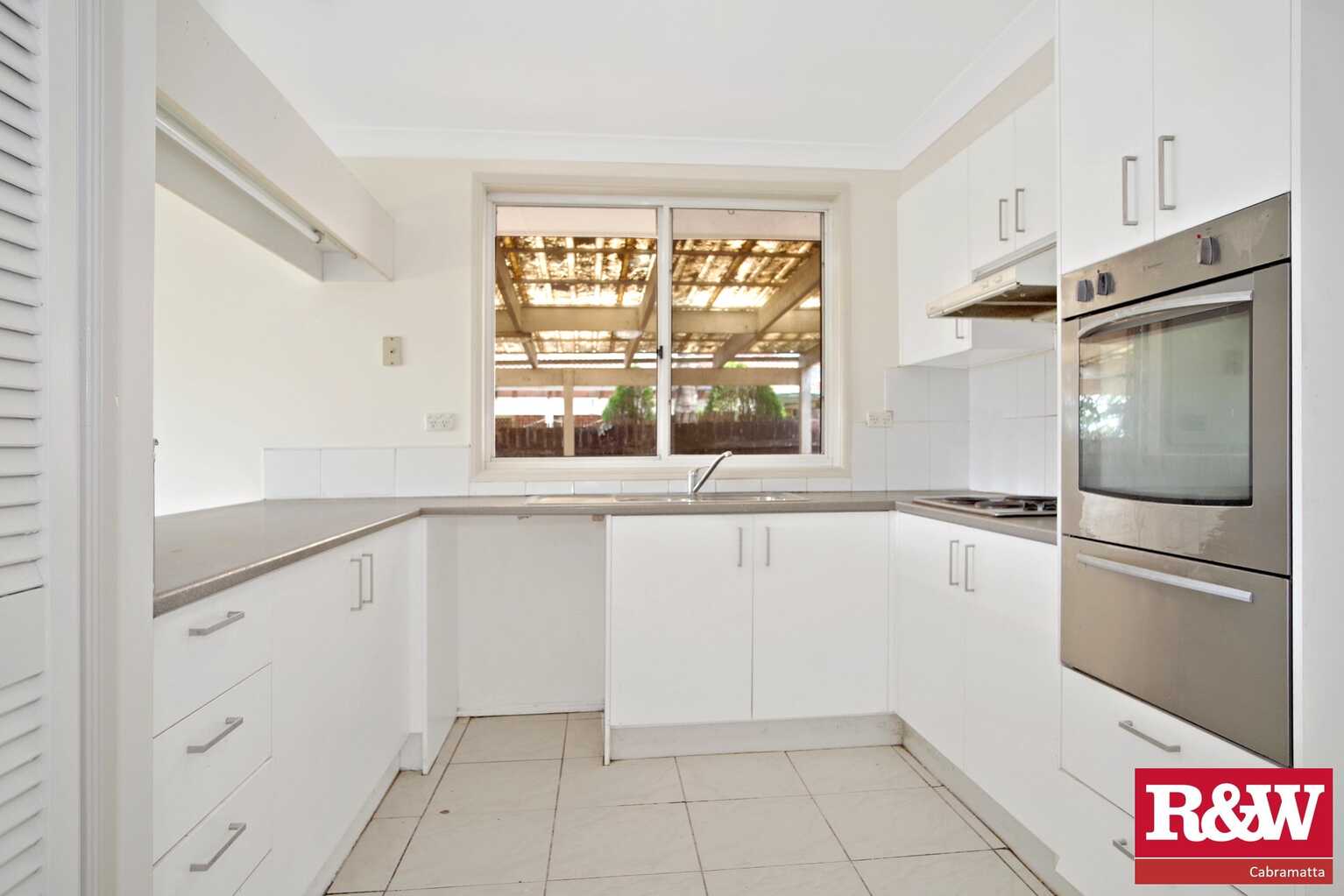 5 Heron Place, Hinchinbrook