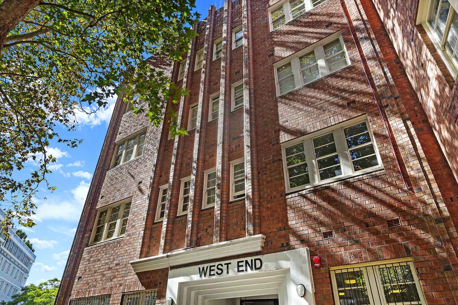 19/3 Crick Avenue Potts Point