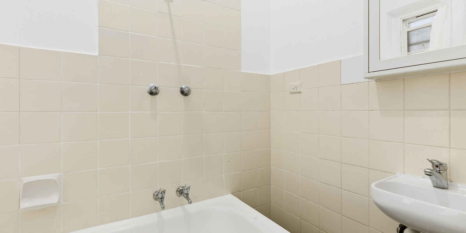 19/3 Crick Avenue Potts Point