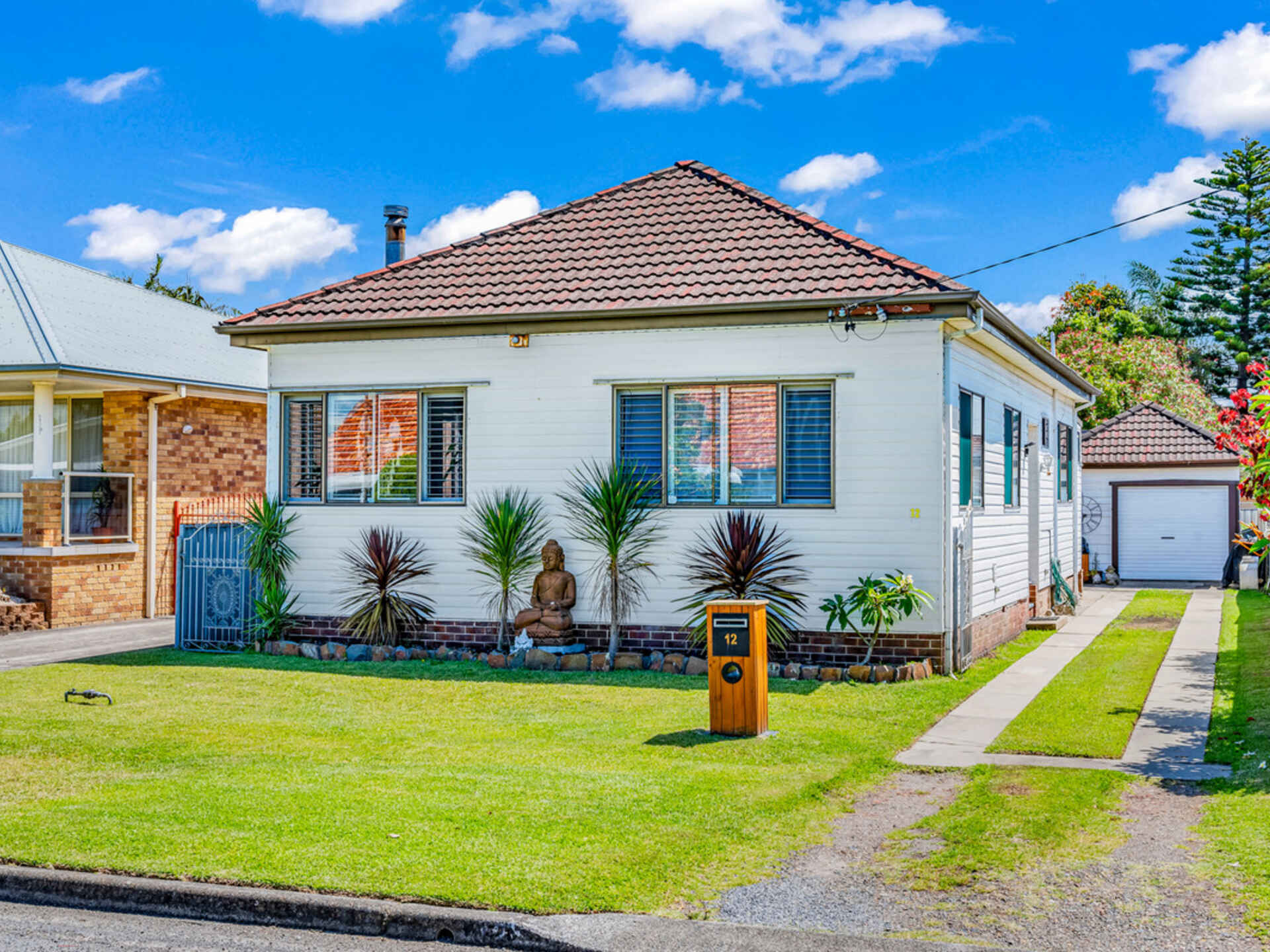 12 Harry Street Belmont South