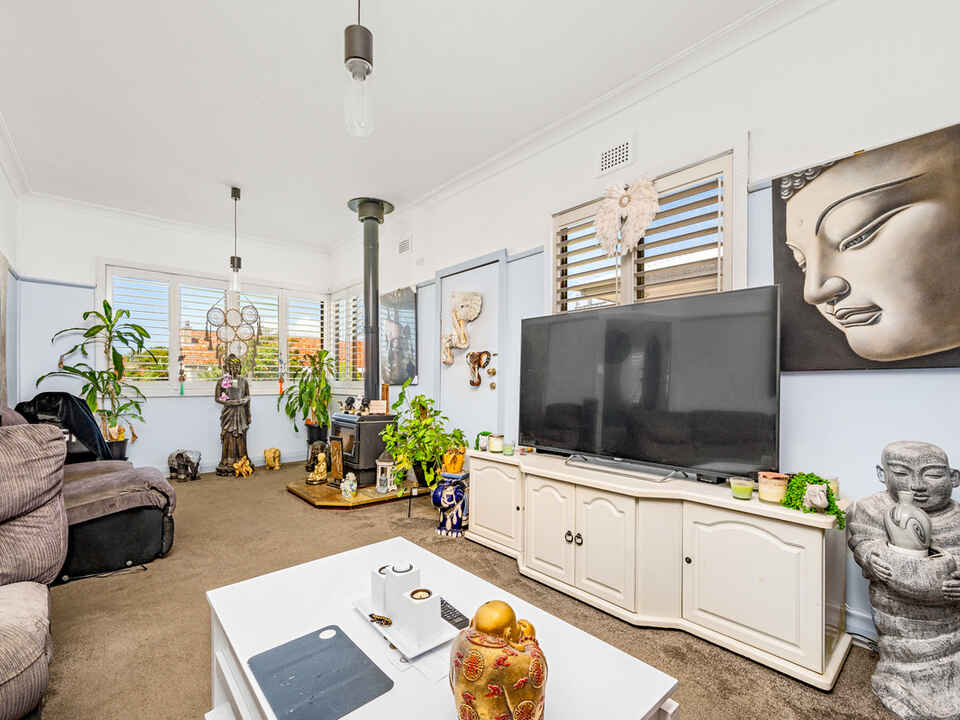 12 Harry Street Belmont South