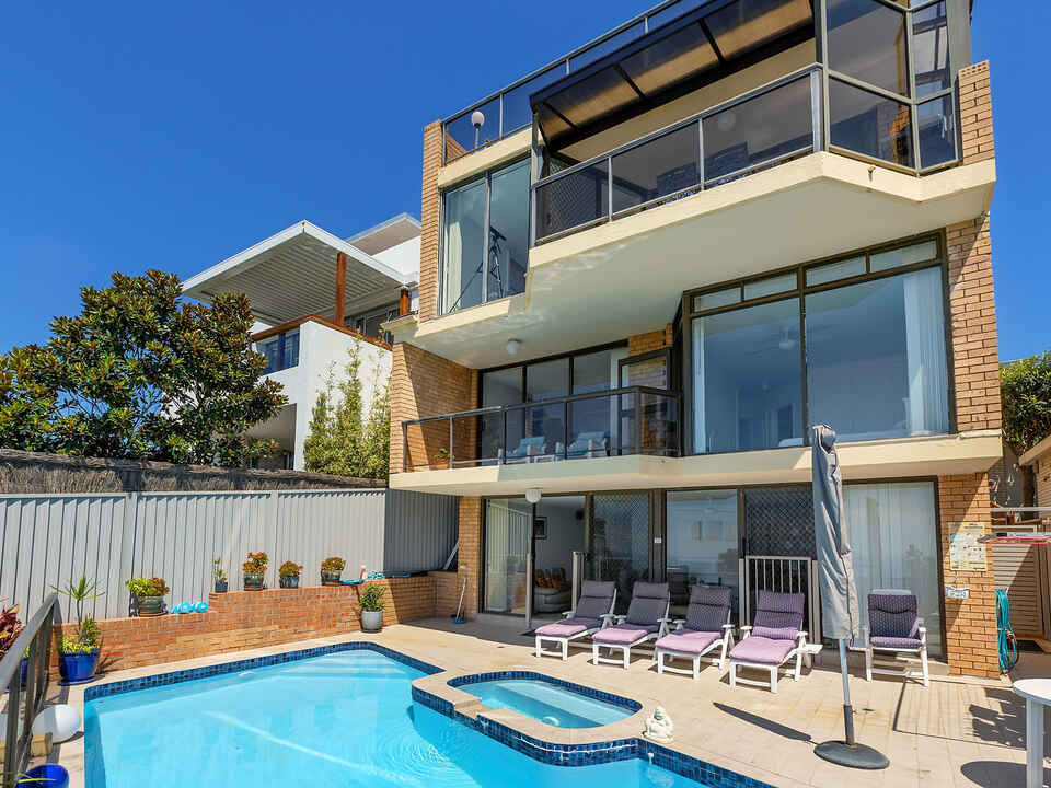 3  Ashley Street Tamarama