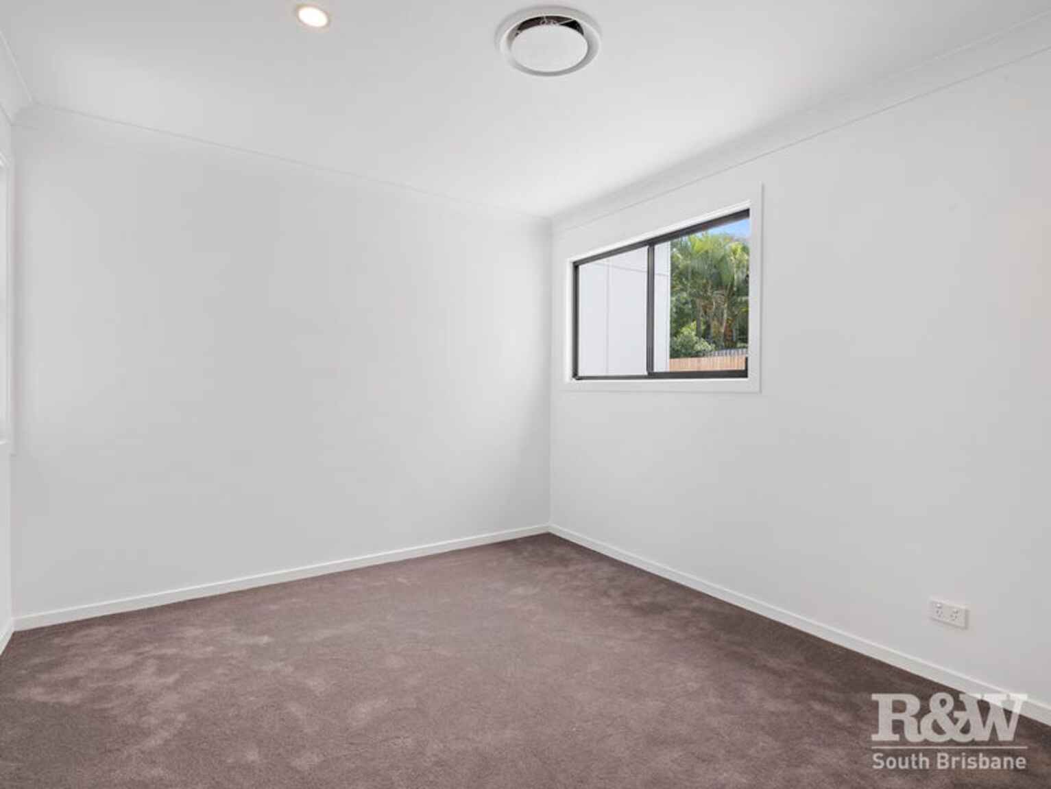 9/50 Norman Avenue Norman Park