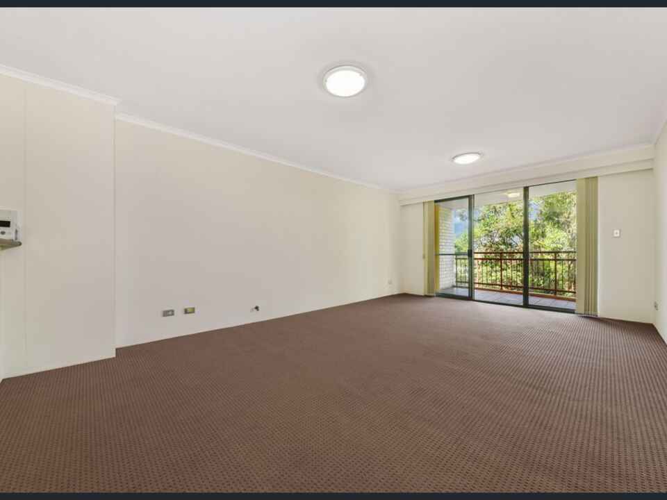 52/15A Herbert Street St Leonards