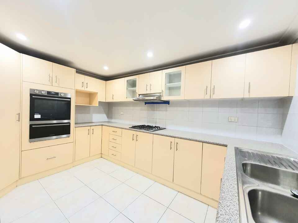 2/26 Connemarra Street Bexley