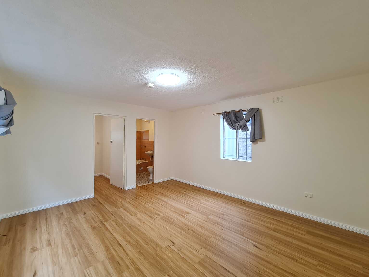 1/43 Commodore Street Newtown