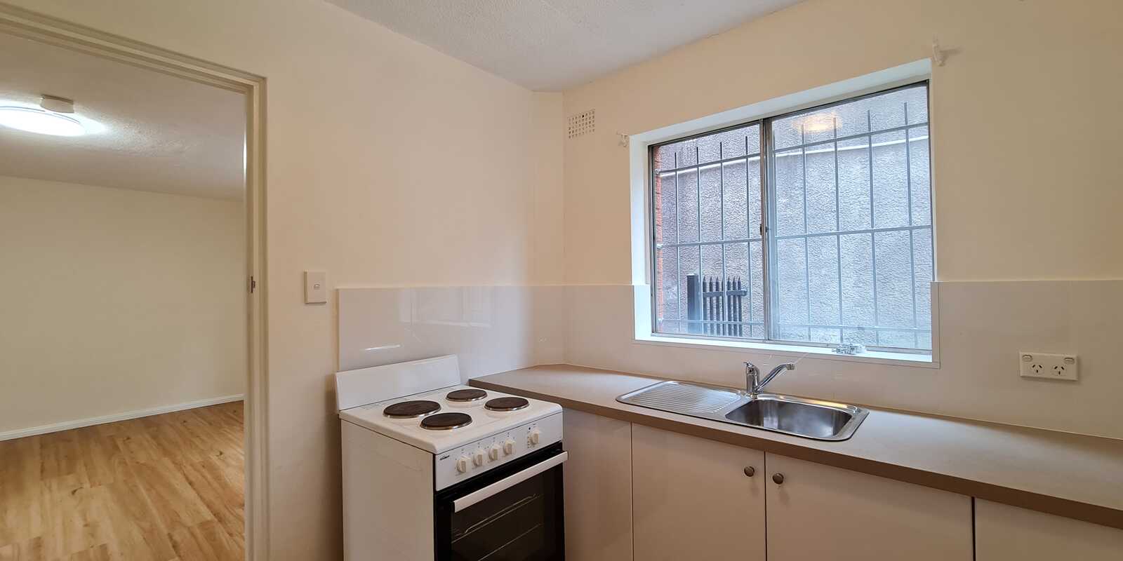 1/43 Commodore Street Newtown