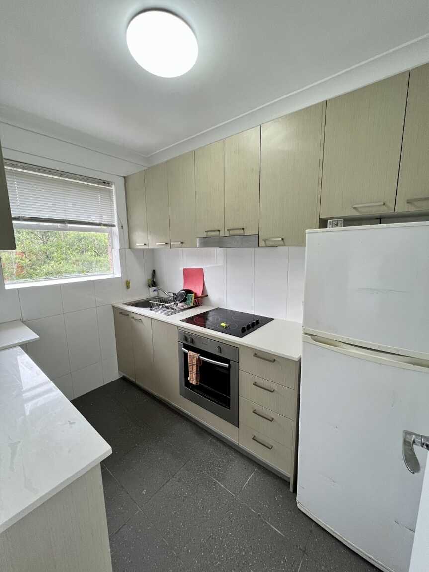 16/170 Falcon Street Crows Nest