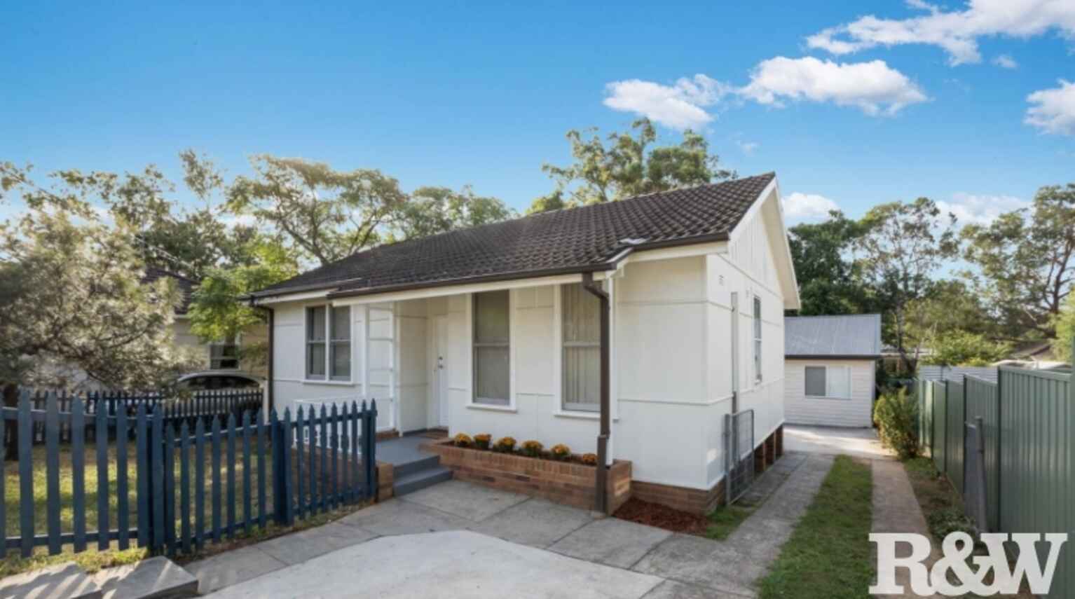 27 Moffat Drive Lalor Park 27 Moffat Drive Lalor Park