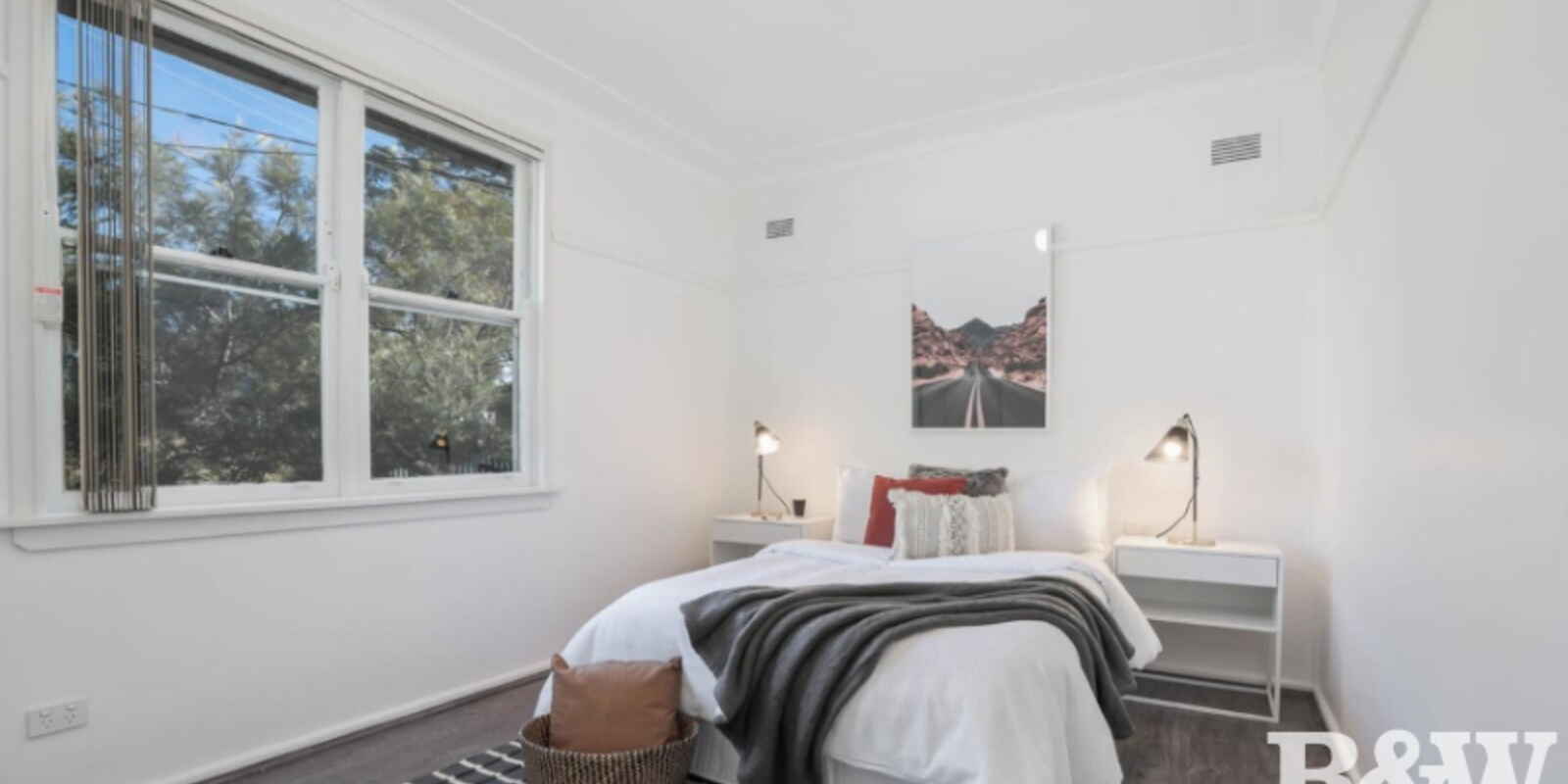 27 Moffat Drive Lalor Park 27 Moffat Drive Lalor Park