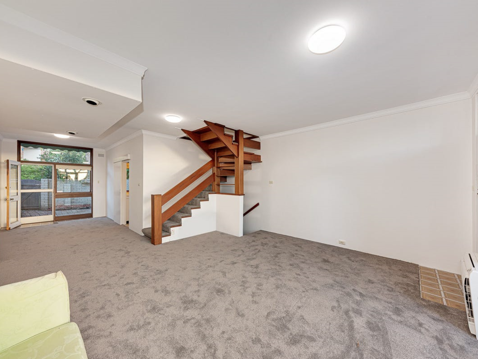 7/7-9 Goodchap Rd Chatswood