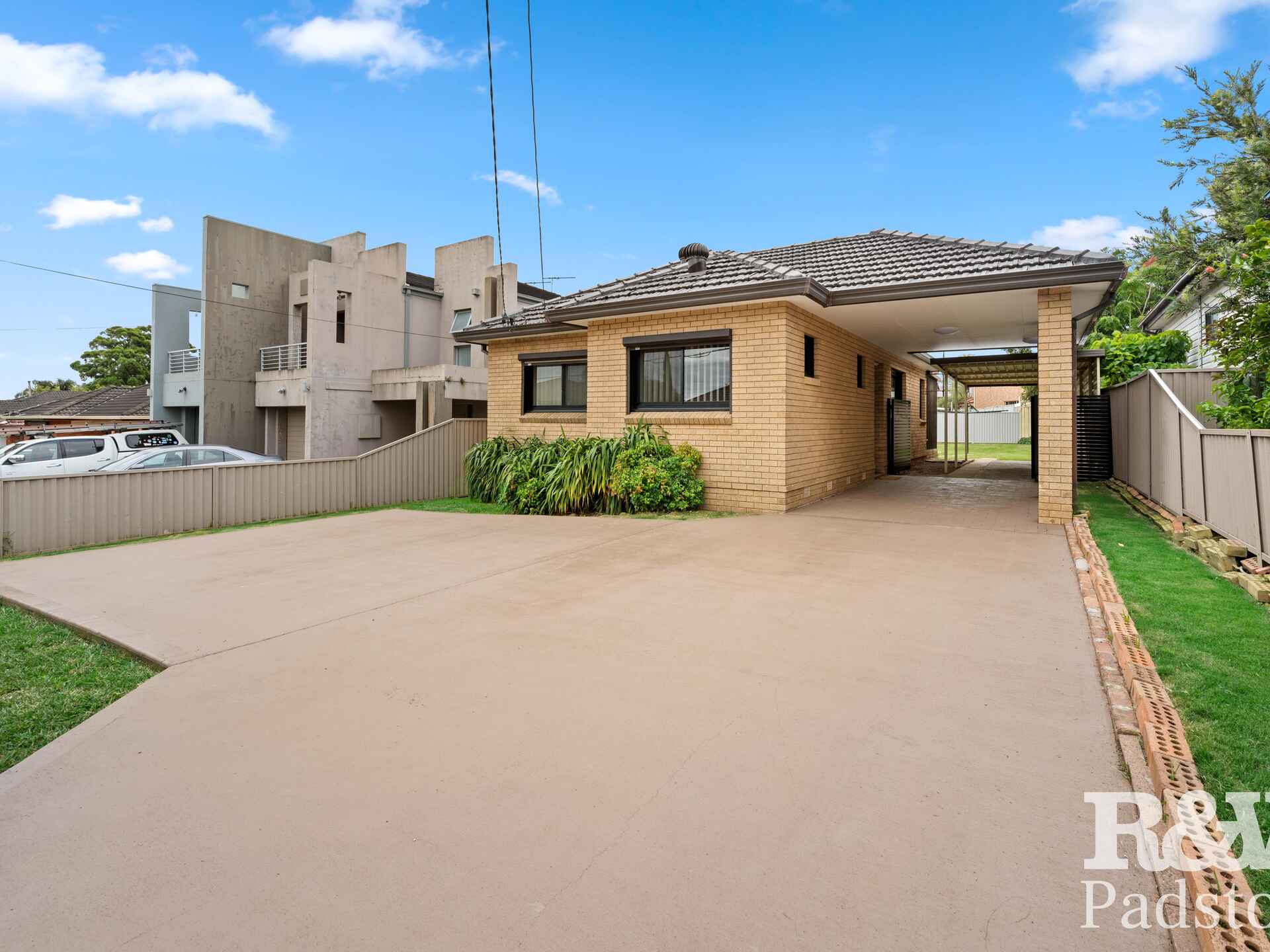 142 Bransgrove Road Panania