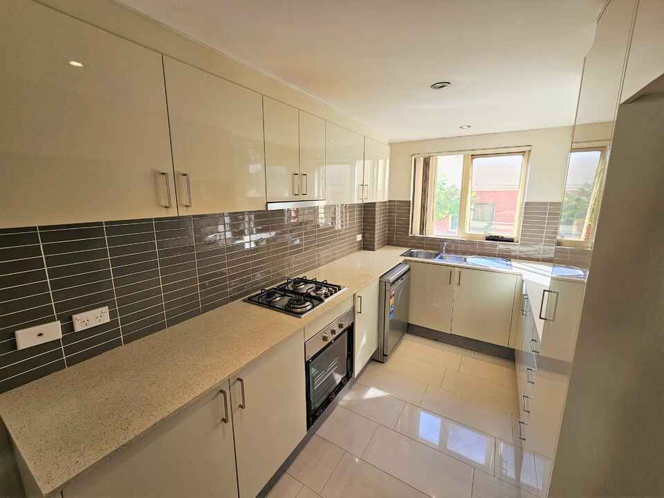 25/2-4 Station Street Homebush