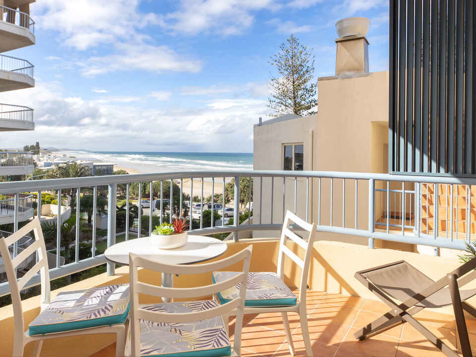 17/1768 David Low Way Coolum Beach