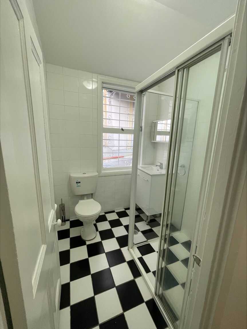 8A Bailey Street Newtown
