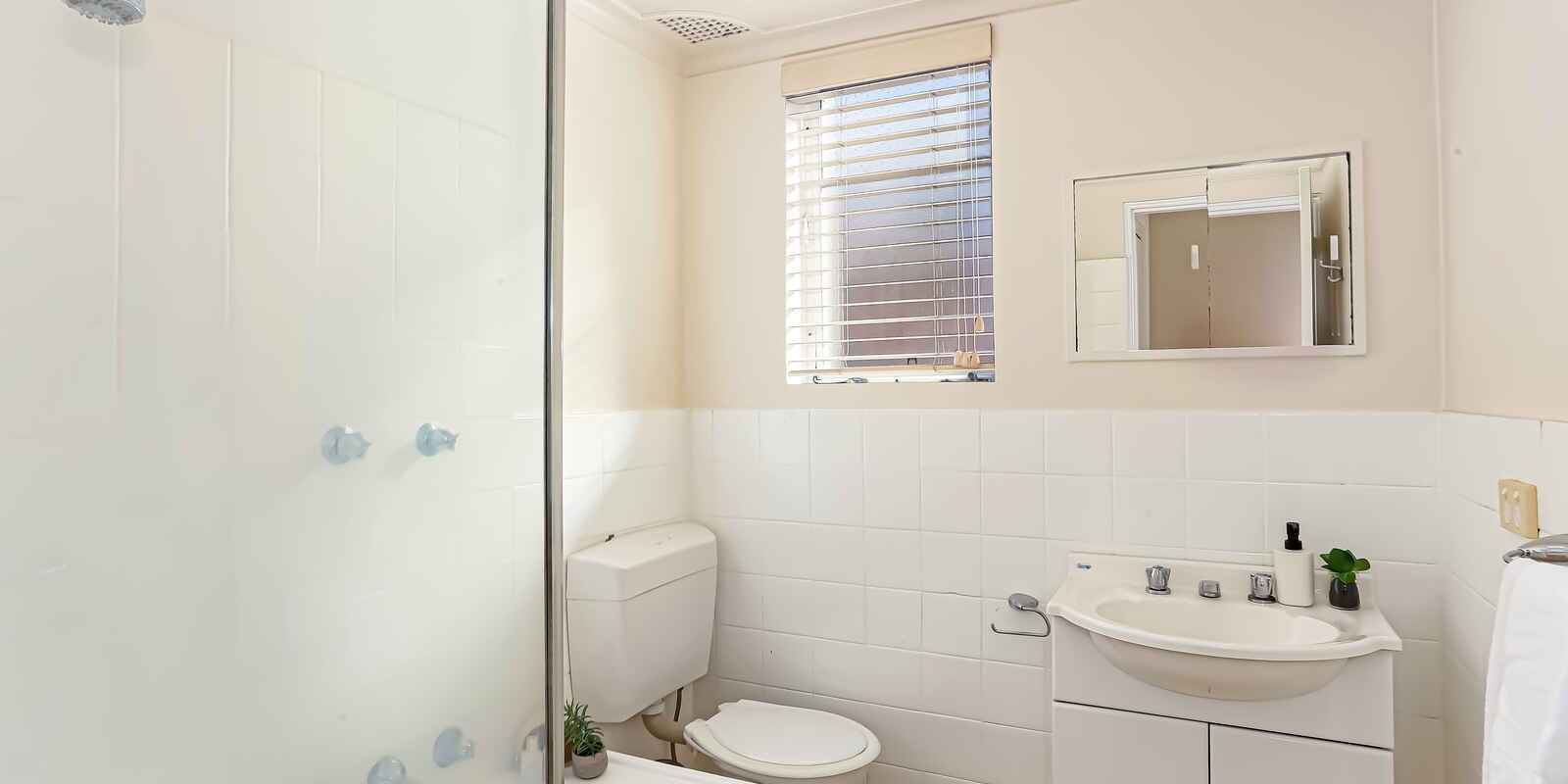 2/4 Marcia Street Hurlstone Park