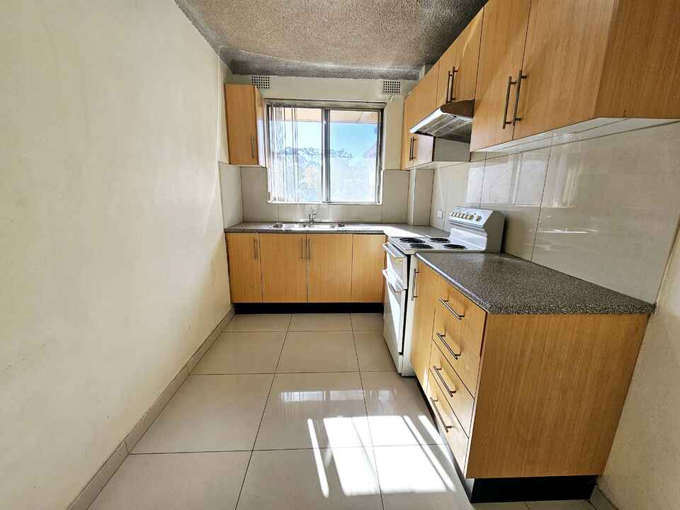 11/8 RUBY STREET Carramar