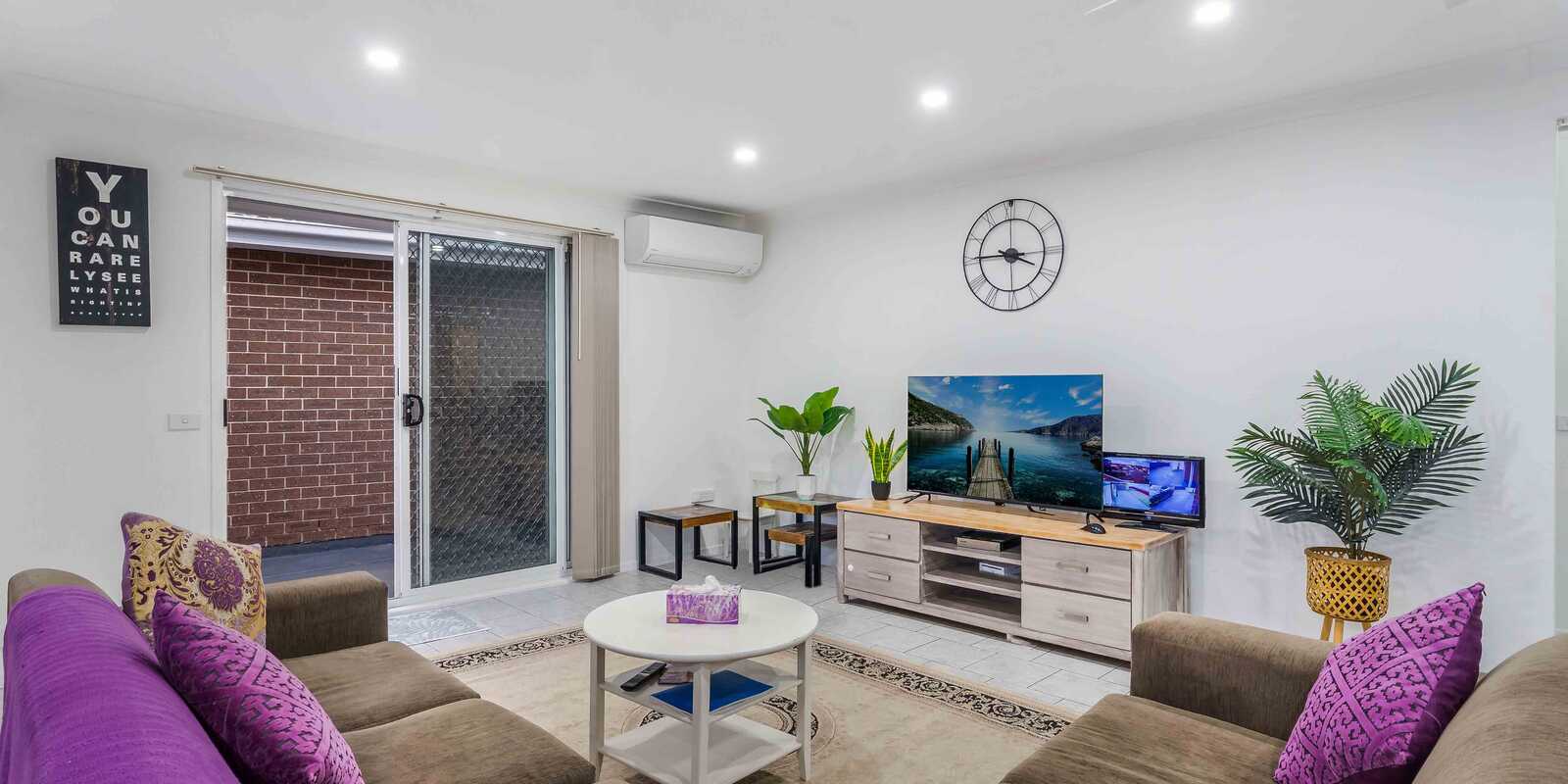 15 Milparinka Close Hoxton Park 15 Milparinka Close Hoxton Park