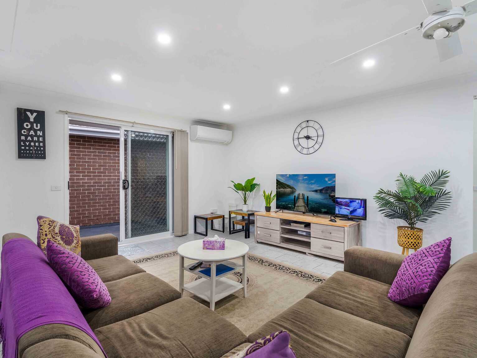 15 Milparinka Close Hoxton Park 15 Milparinka Close Hoxton Park