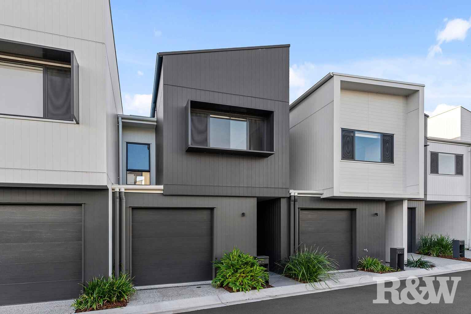 17/9 Ellen Street Carina 17/9 Ellen Street Carina