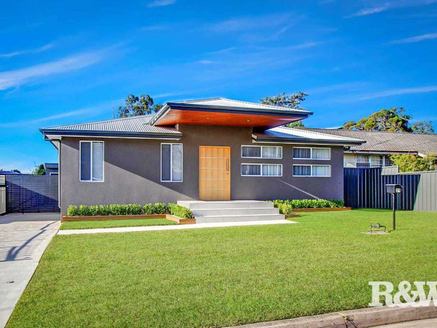 29 Mariana Crescent Lethbridge Park