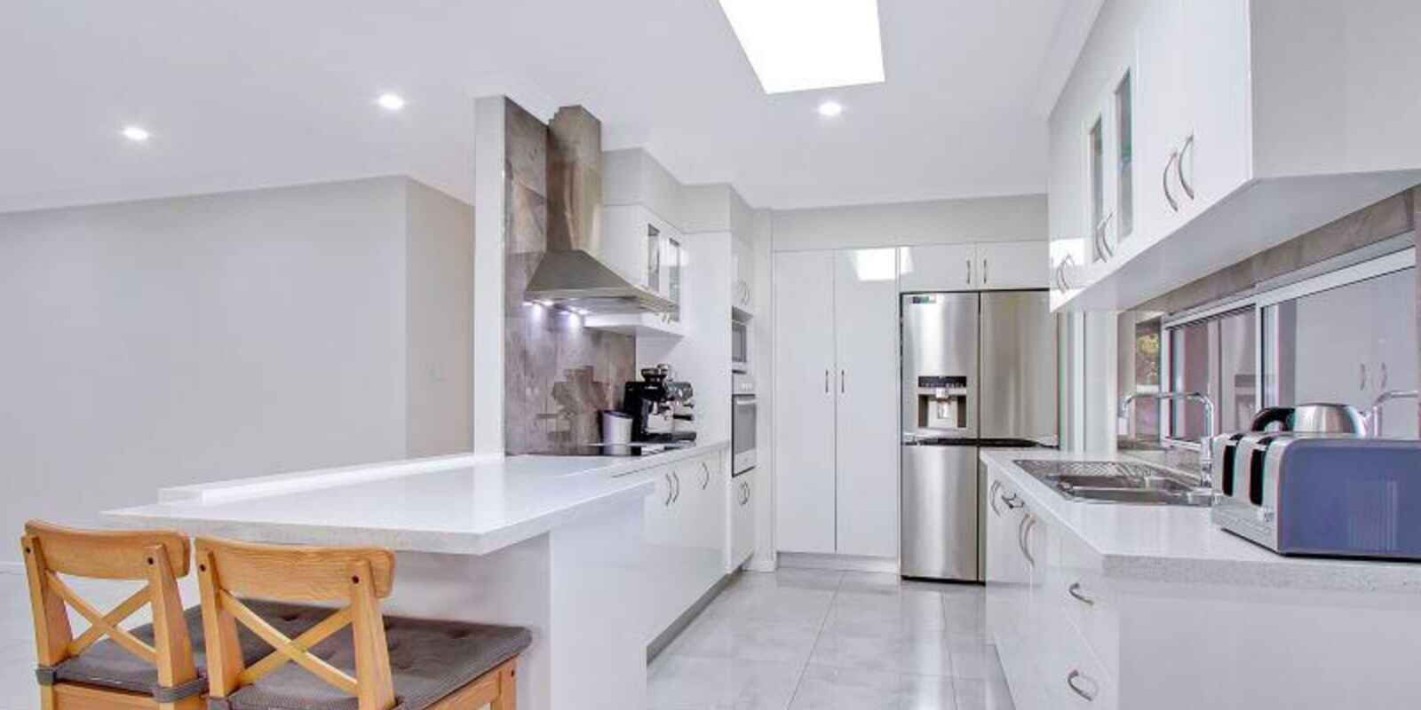 29 Mariana Crescent Lethbridge Park