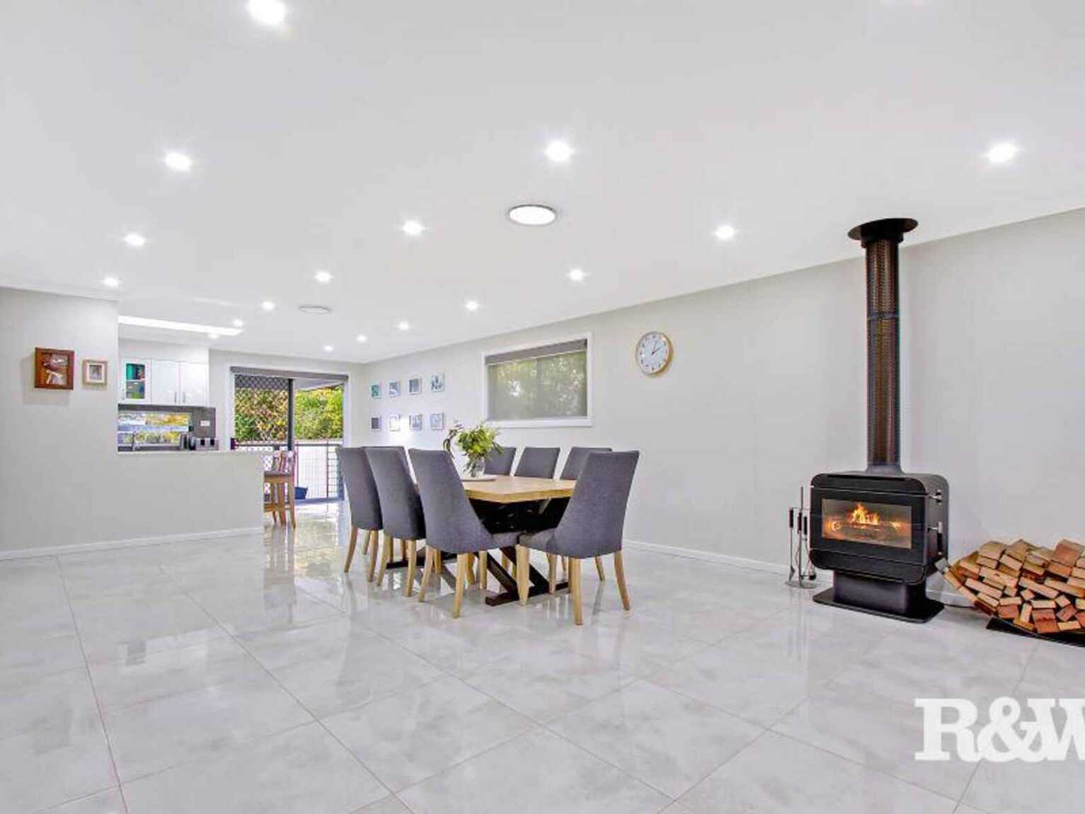 29 Mariana Crescent Lethbridge Park