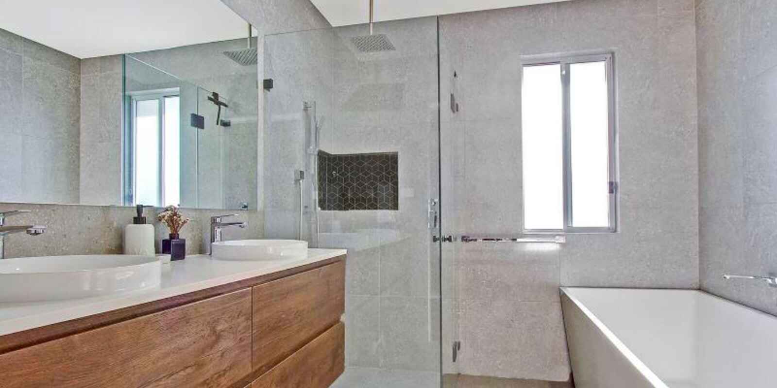 29 Mariana Crescent Lethbridge Park