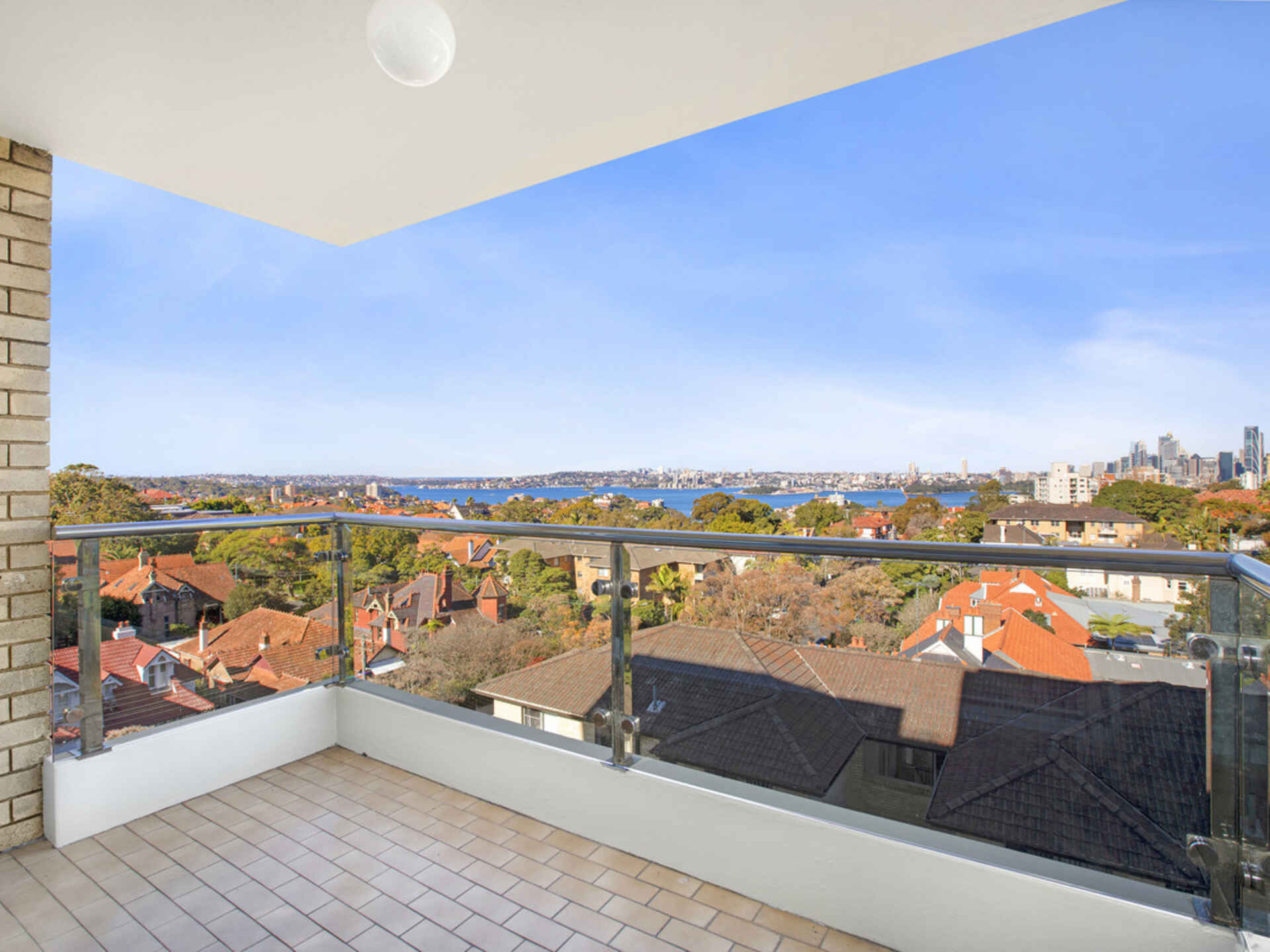 18/140 Wycombe Road Neutral Bay