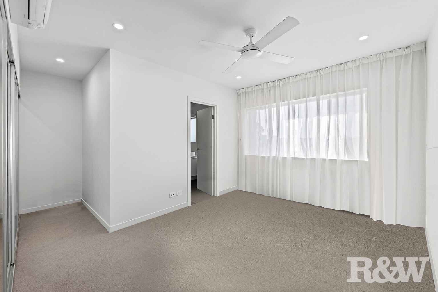 17/9 Ellen Street Carina 17/9 Ellen Street Carina