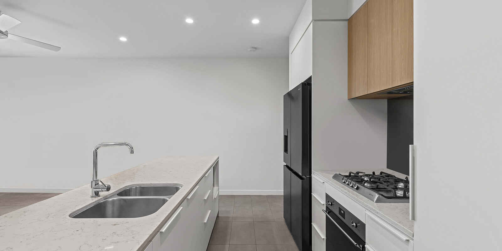 17/9 Ellen Street Carina 17/9 Ellen Street Carina