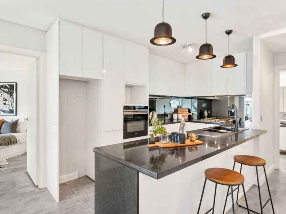 25/67 Cowper Wharf Road Woolloomooloo