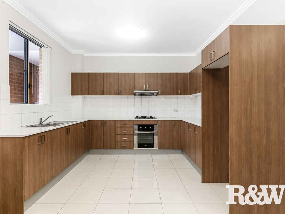 12/7-11 Putland Street St Marys