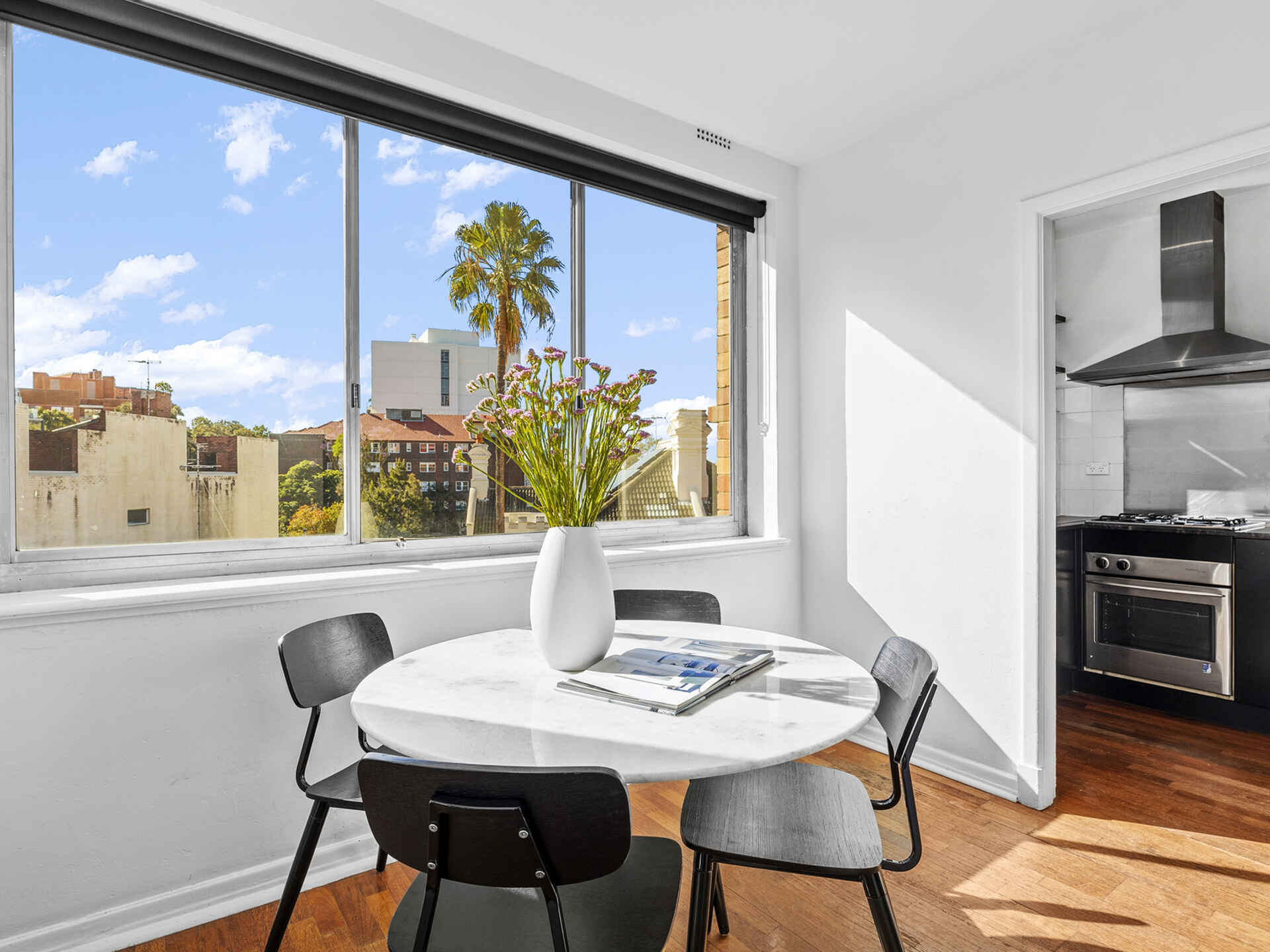 42/4 Ward Avenue Elizabeth Bay
