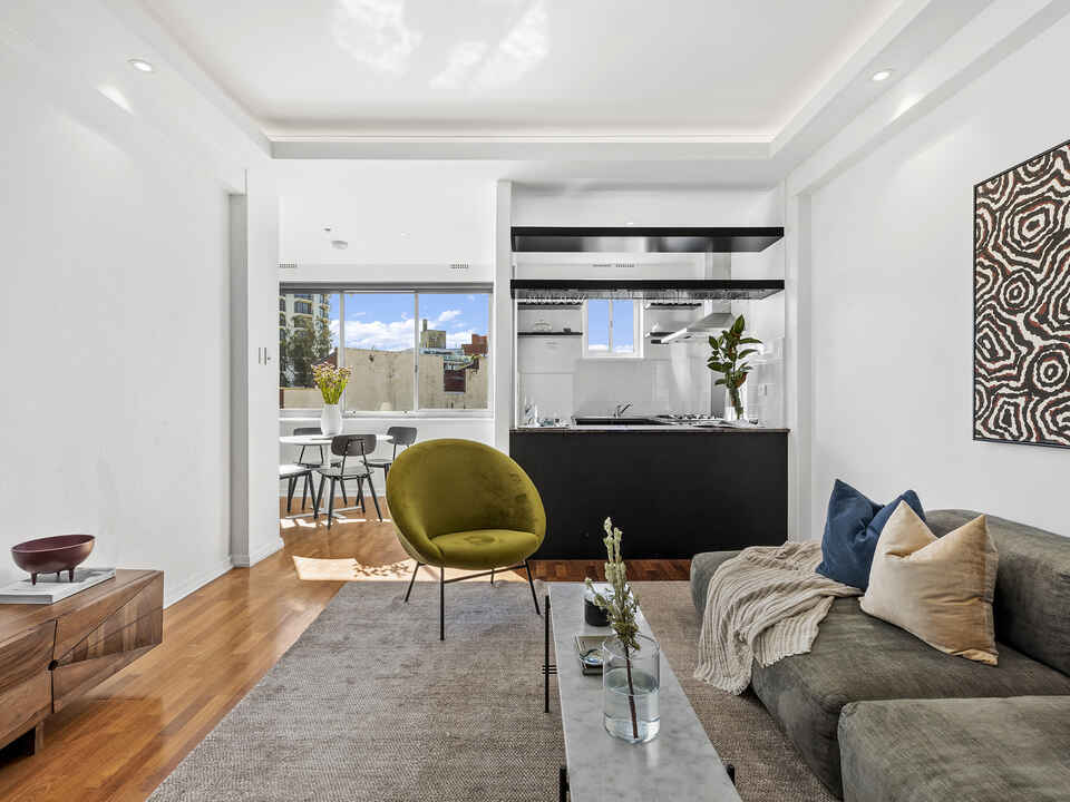 42/4 Ward Avenue Elizabeth Bay
