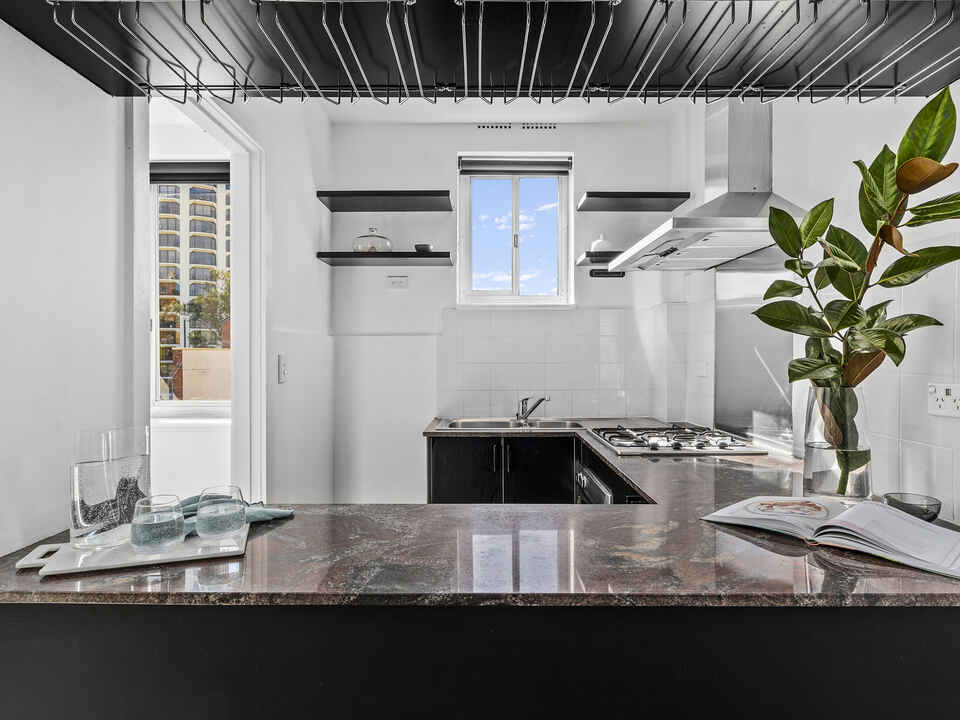 42/4 Ward Avenue Elizabeth Bay