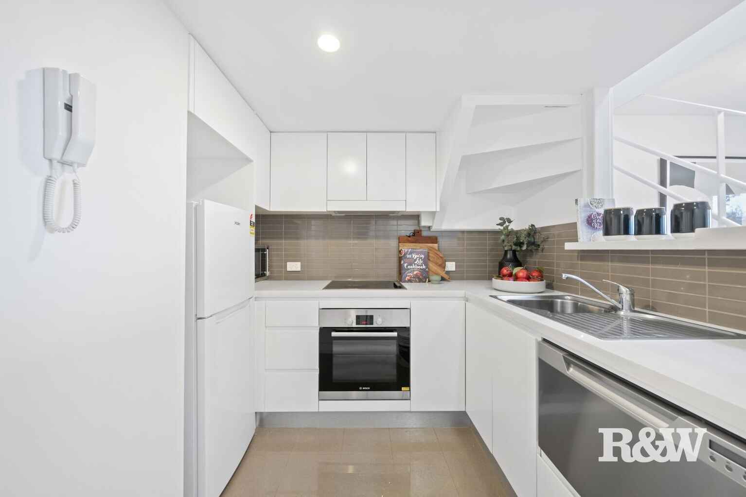 32/12 Hayberry Street Crows Nest