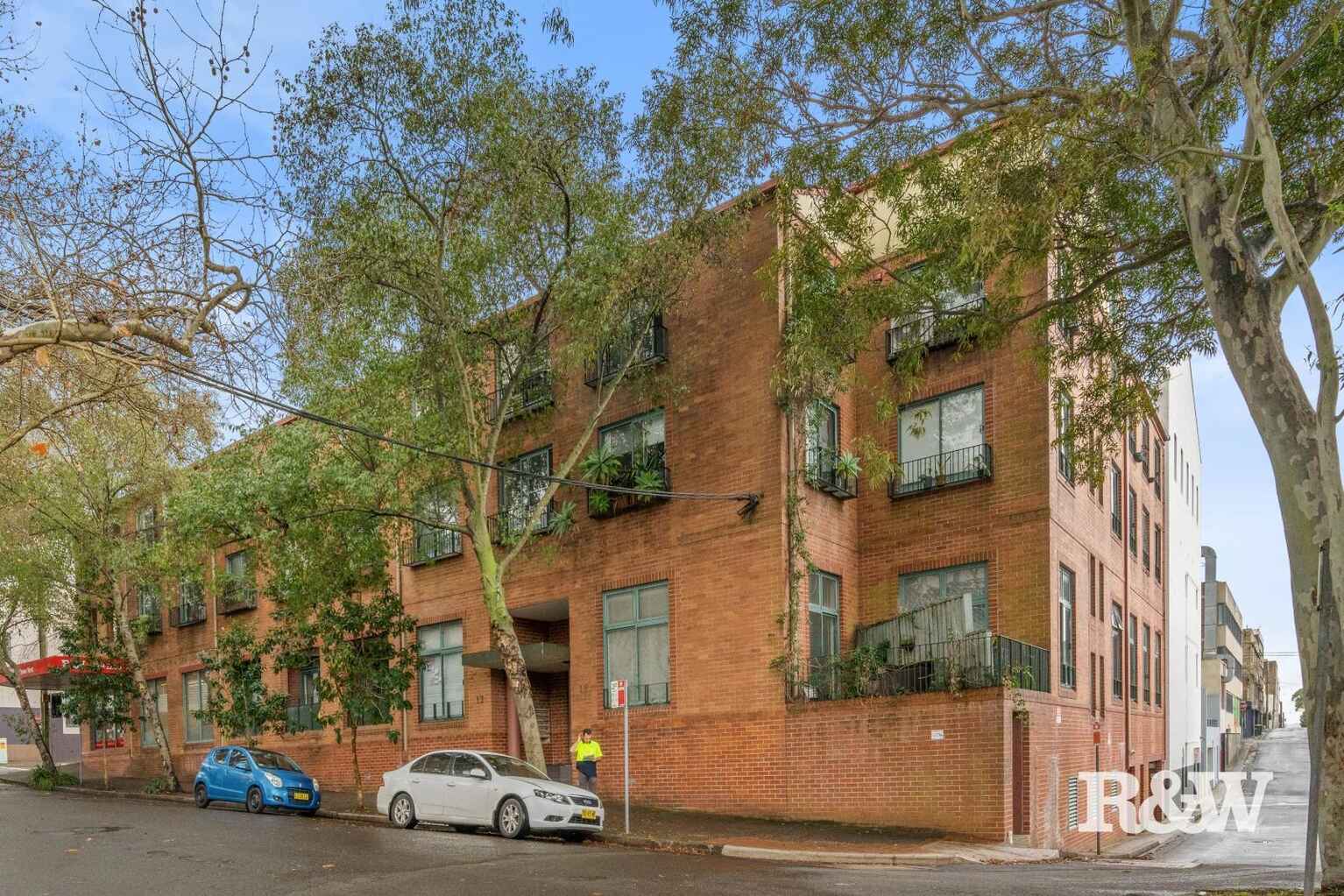 32/12 Hayberry Street Crows Nest