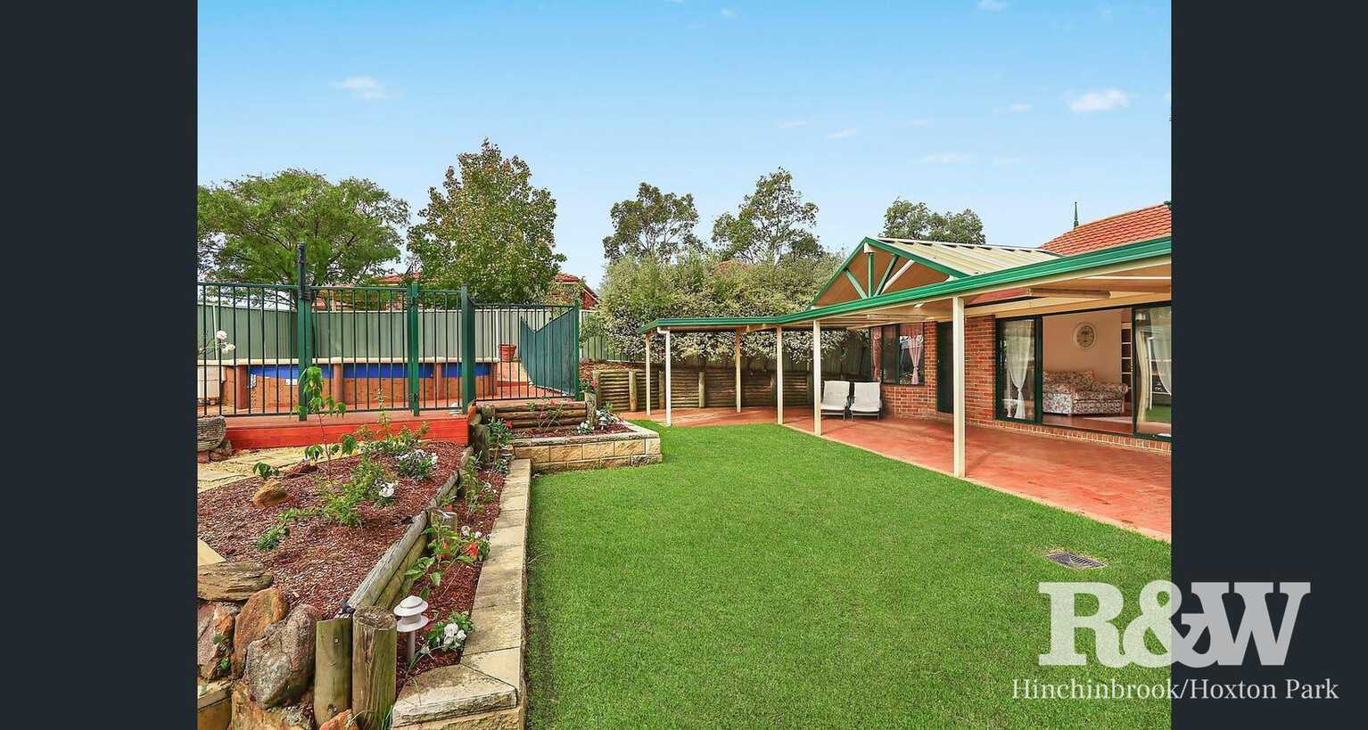 12 Packenham Place Mount Annan