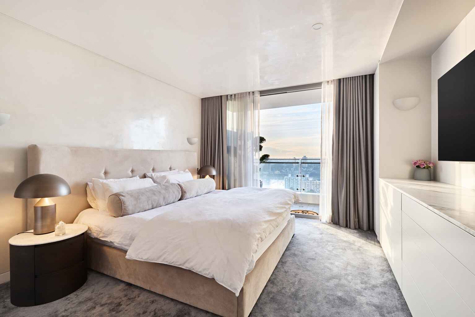 1705/81 Macleay Street Potts Point 1705/81 Macleay Street Potts Point