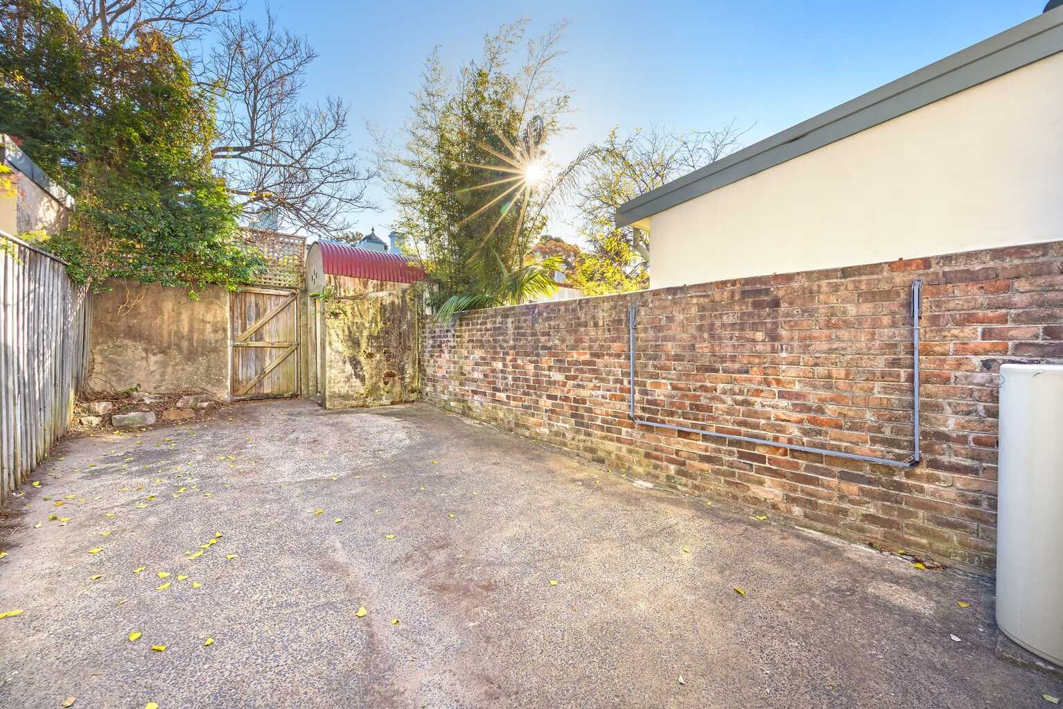 Chalmers 277  Chalmers Street Redfern