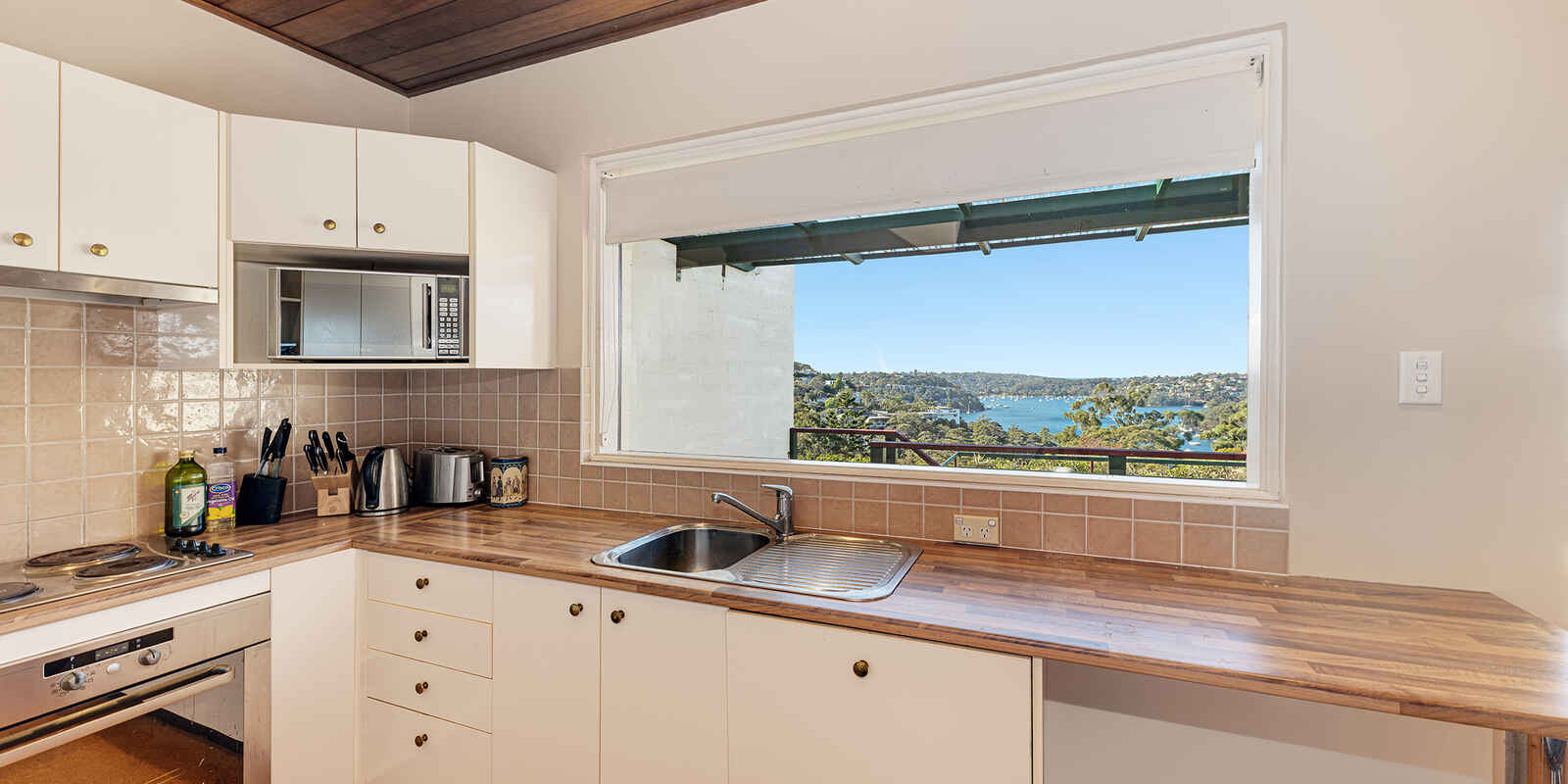 17 The Citadel Castlecrag