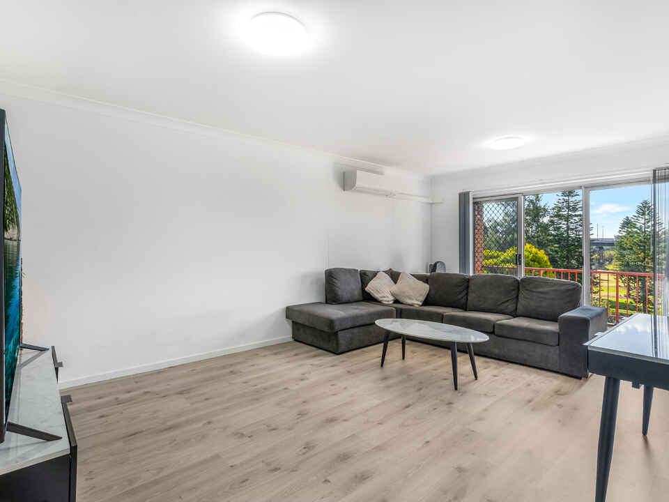 84/4 Riverpark Drive Liverpool