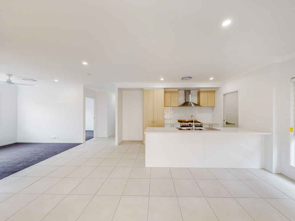 15 Alcove Street Warner