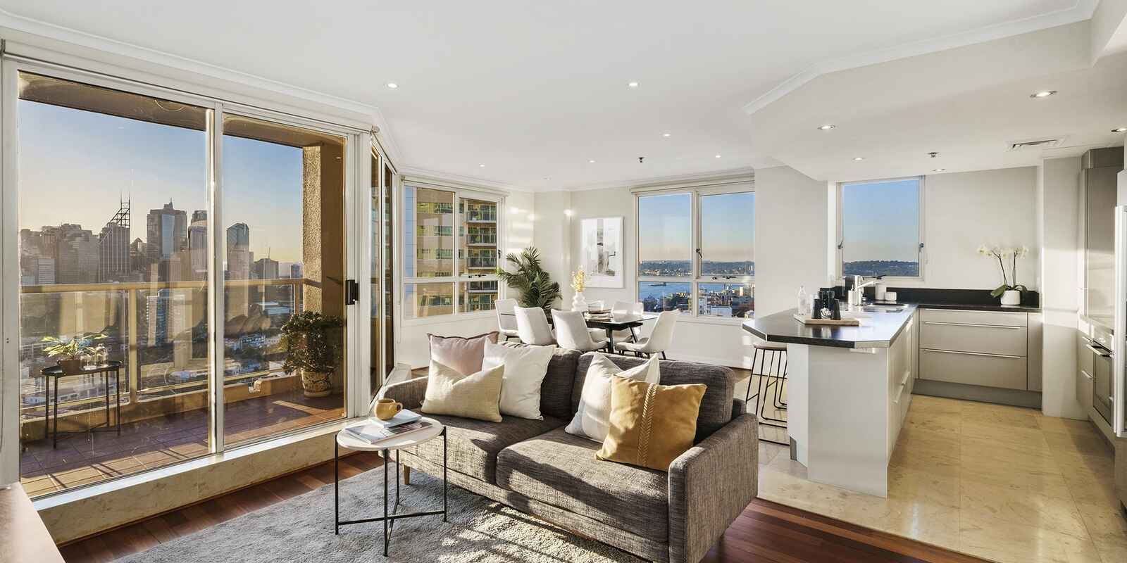 2103/1 Kings Cross Road Darlinghurst