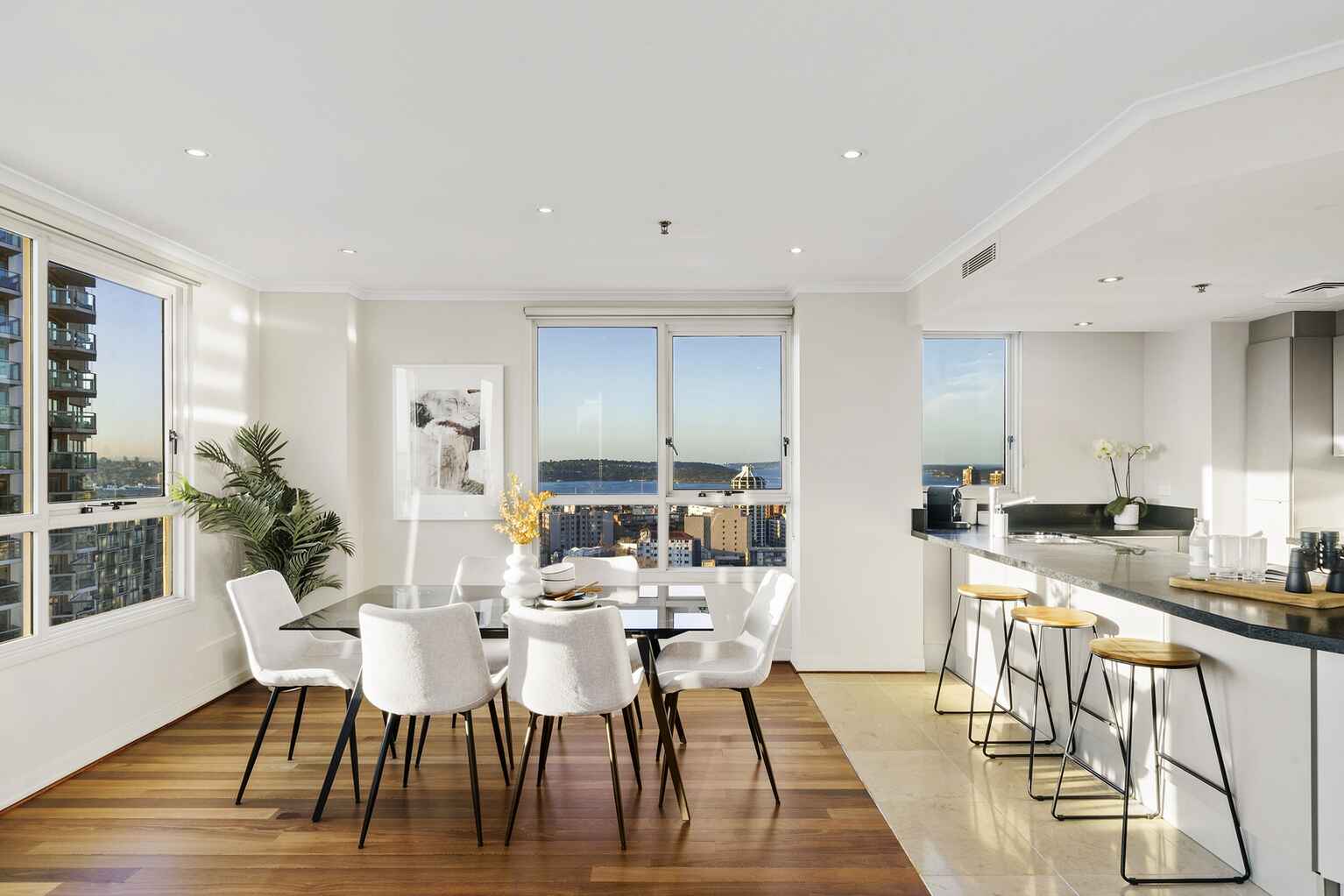 2103/1 Kings Cross Road Darlinghurst