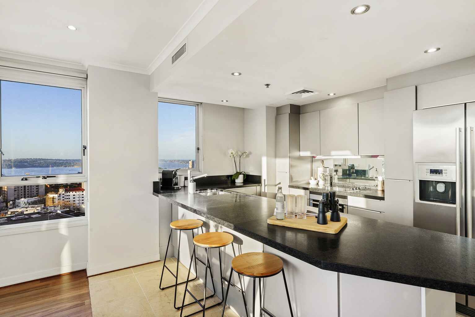 2103/1 Kings Cross Road Darlinghurst