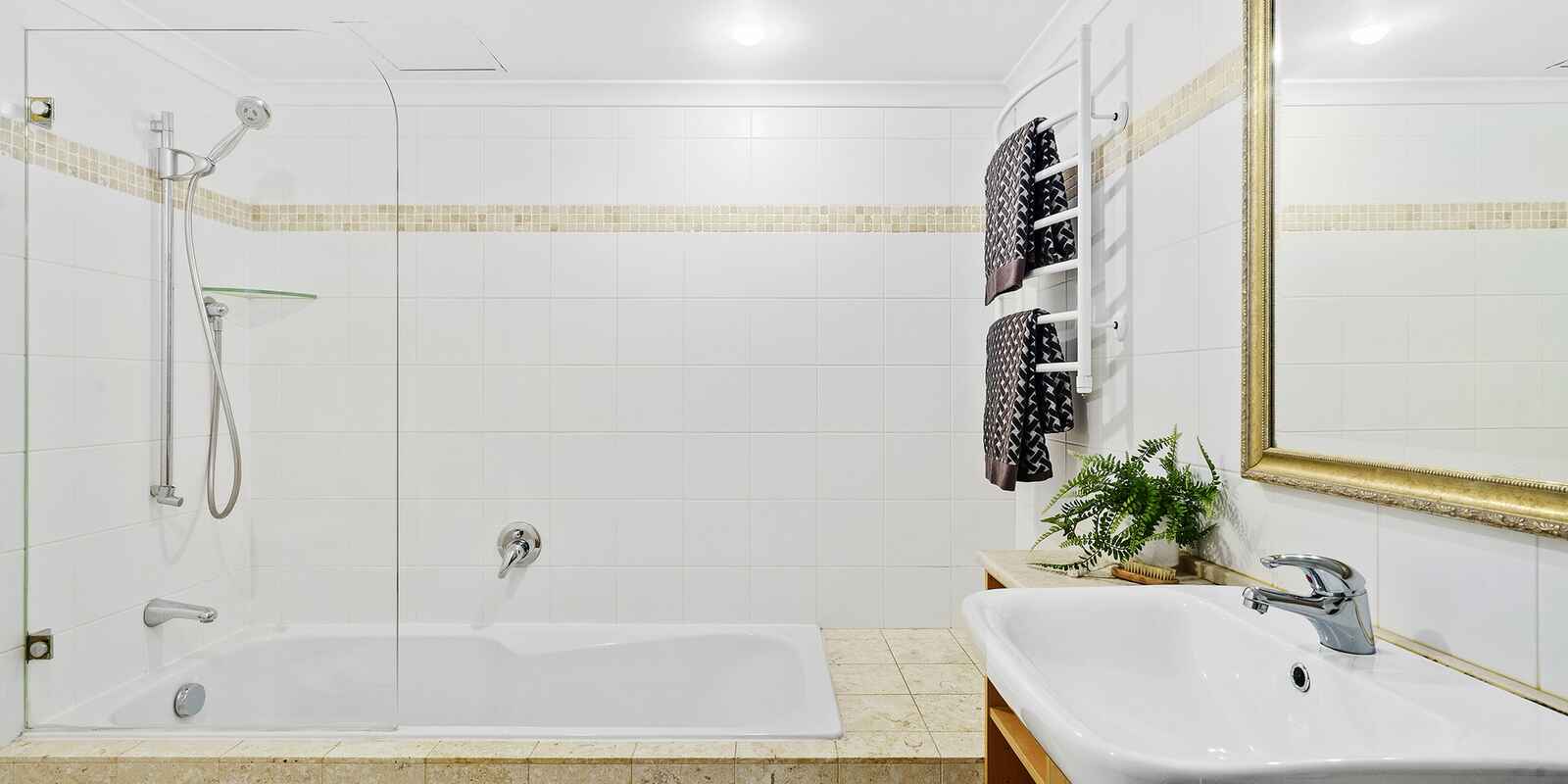 2103/1 Kings Cross Road Darlinghurst